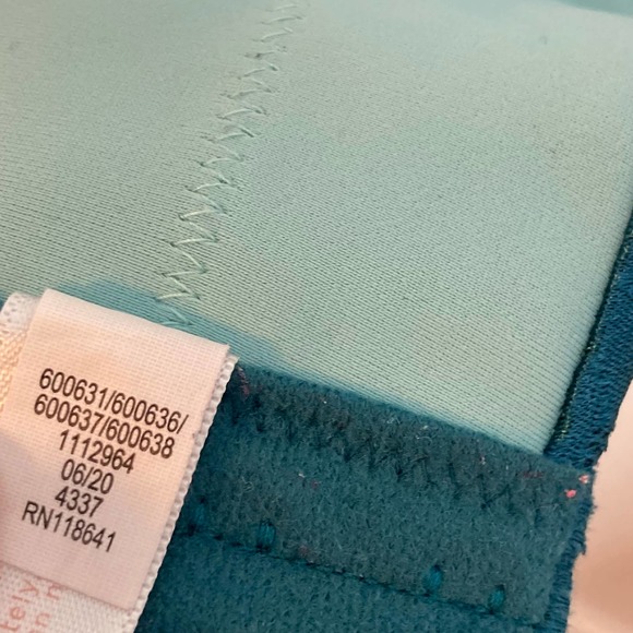 Cacique Women's Full Coverage Lightly Lined Back Smoother Bra Size 40DDD - Picture 12 of 12